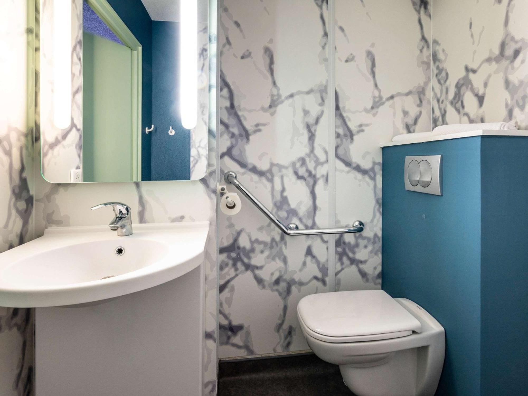 Ibis Budget Saint-Etienne Stade Экстерьер фото