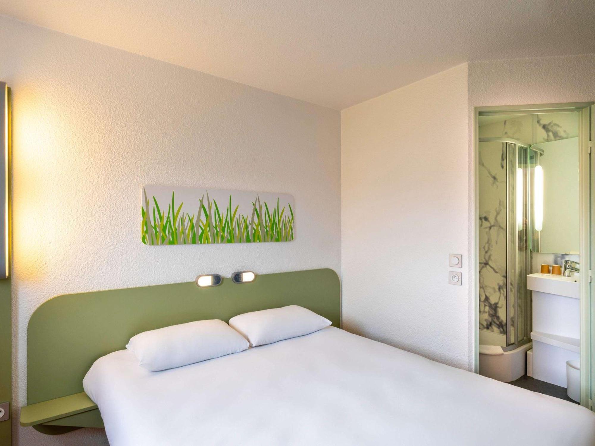 Ibis Budget Saint-Etienne Stade Экстерьер фото